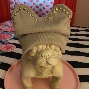Bcbg winter hat silver studs